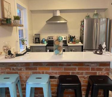 Galveston House | Beach Blanket Bungalow - A Wonderful townhome near the beach