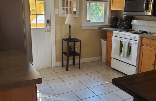 Ventnor City Condo | Beach, boardwalk and downtown steps away from large, well-maintained condo