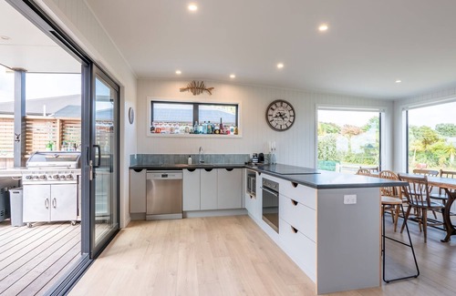 Pohara House | Beach Break in Pohara