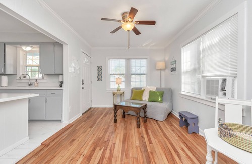 Galveston House | Beach Bungalow 6 Blocks to Beach