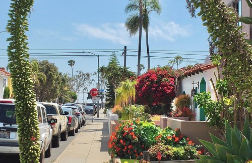 Belmont Shore House | Beach Bungalow-lb