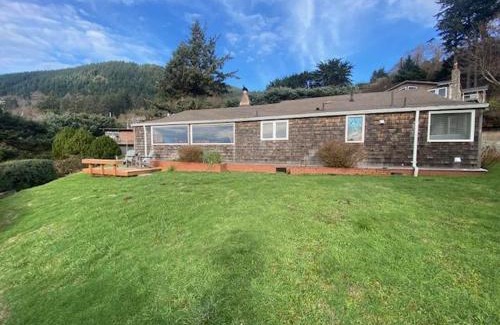 Neahkahnie Beach House | Beach Bungalow