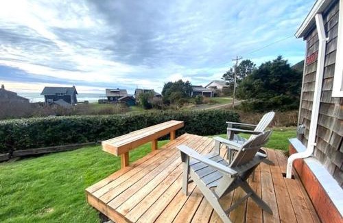 Neahkahnie Beach House | Beach Bungalow