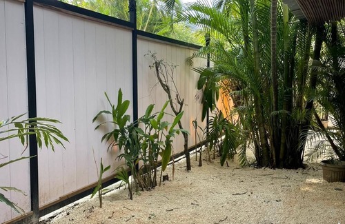 Carmen Cabin | Beach Cabina 2 Garden View in Santa Beach