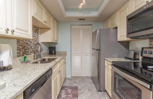 Saint Simons Island House | Beach Club #105