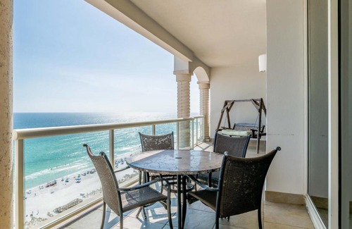 Pensacola Beach Apartment | Beach Club #1605C