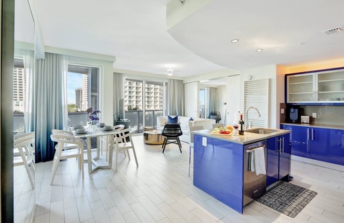 Barrier Island Condo | Beach Club: Oceanfront, Resort Amenities, Balcony Views
