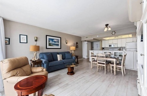 Hutchinson Island South Apartment | Beach Condo/Island Beach Resort/No Cleaning Fee/Condo 401