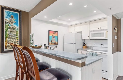 Hutchinson Island South House | Beach Condo/Island Beach Resort/No Cleaning Fee/Condo 308