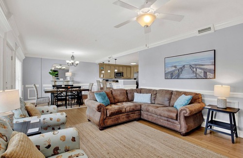 Tybee Island Condo | Beach Condo Walk to Beach, Heated Pool Access