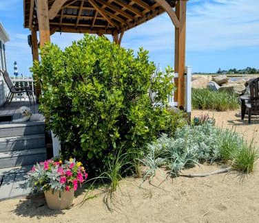 Camp Ellis House | Beach Cottage