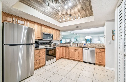 Redington Shores Condo | Beach Cottages Condo on the beach!