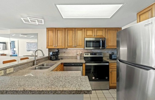Windy Hill Apartment | Beach Cove Resort 602-Lazy River, Hot Tubs, Pools
