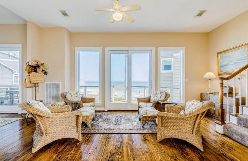 Pirates Beach House | Beach Diamond