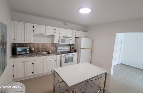 Coral Way House | BEACH DOWNTOWN MIAMI TWINHOME UPDATED !