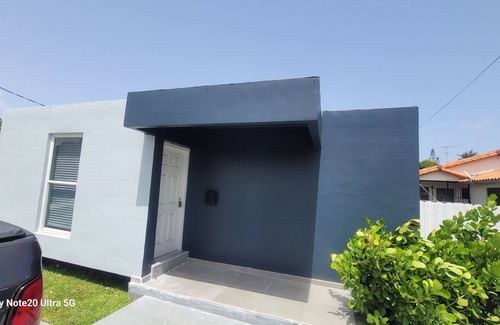Coral Way House | BEACH DOWNTOWN MIAMI TWINHOME UPDATED !