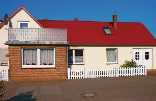 Elmenhorst/Lichtenhagen Apartment | Beach front apartment
