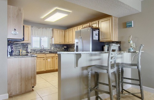 Ono Island Condo | Beach front and we mean Beach Front! 2 BR/2Bath - Sleeps 6 Comfortably