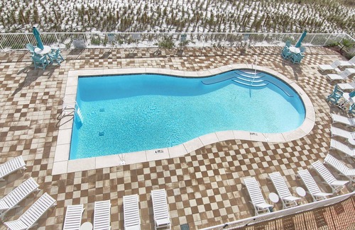 Ono Island Condo | Beach front and we mean Beach Front! 2 BR/2Bath - Sleeps 6 Comfortably