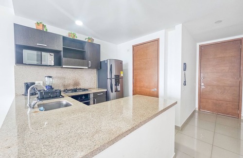 Crespo Condo | Beach Front Condo Steps Away from the Historical Center