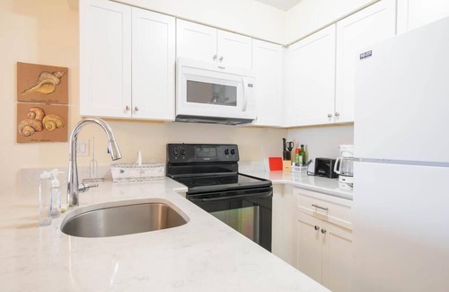 Sea Isle City Condo | Beach Front Condo in the Heart Of Sea Isle City