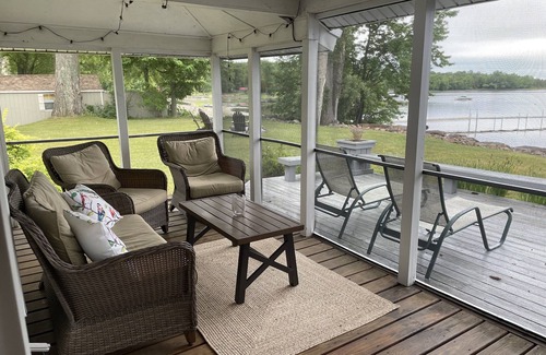 St. Albans Cottage | Beach front cottage with spectacular views, great sunsets