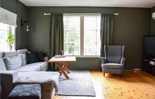 Samnanger House | Beach Front Home In Tysse With Wifi