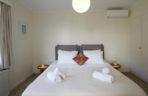 Nea Chora House | Beach Front House, Kalamaki Bungalow