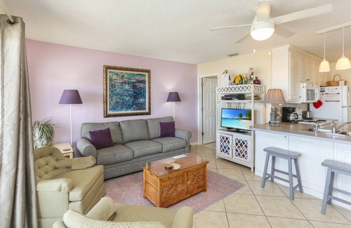 Port St. Joe House | Beach Front, Indian Pass, Quiet Beach, Triplex ~ Pelican Landing 2