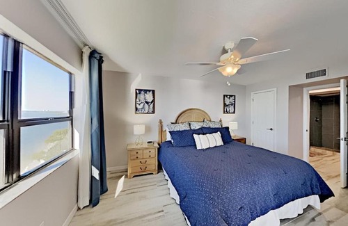 Punta Rassa Apartment | Beach Front Rentals at Sanibel Harbour Resort