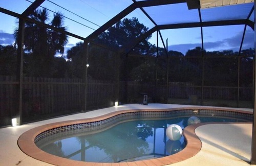Venice Gardens House | Beach getaway! Perfect for family in a heated private pool!