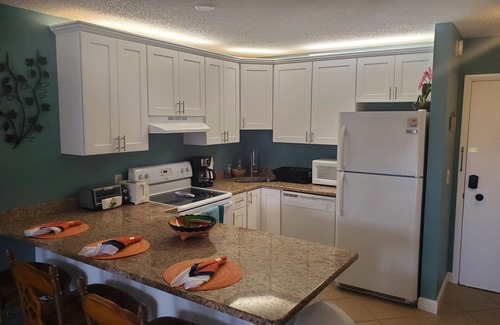 Fort Pierce Condo | Beach Getaway with lots to do in Hutchinson Island