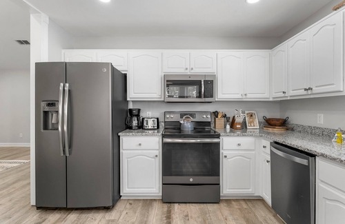 Bahama Beach House | Beach Haven 3BR 2bath