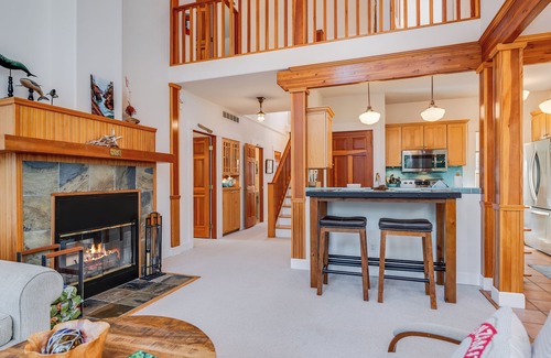 Neahkahnie Beach House | Beach home in the trees! Dog friendly, 3 bedroom, 3.5 bath home, blocks to the beach and town!