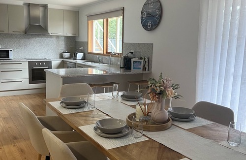 Indented Head House | Beach House 200m from the water
