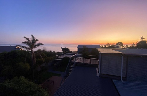 Indented Head House | Beach House 200m from the water