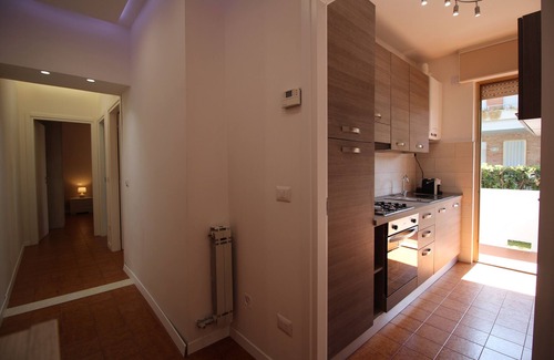 Marina di Massa Apartment | Beach House, 300 m dal mare, Marina di Massa, free bike, wifi, air conditioning