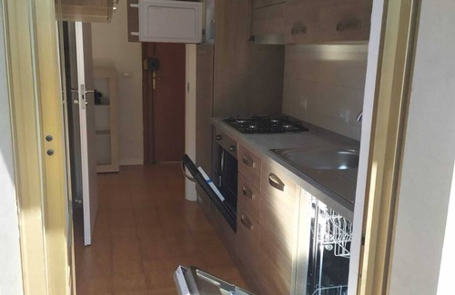 Marina di Massa Apartment | Beach House, 300 m dal mare, Marina di Massa, free bike, wifi, air conditioning