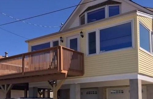 Bouvet Island House | Beach house 40 min ferry to NYC