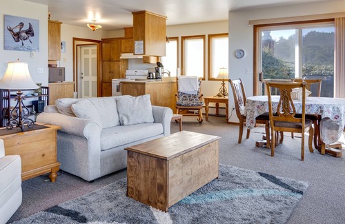 Waldport House | Beach House at Tillicum - Oceanfront