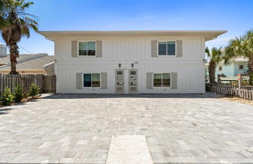 Bahama Beach House | Beach House - Family Tides by Panhandle Getaways