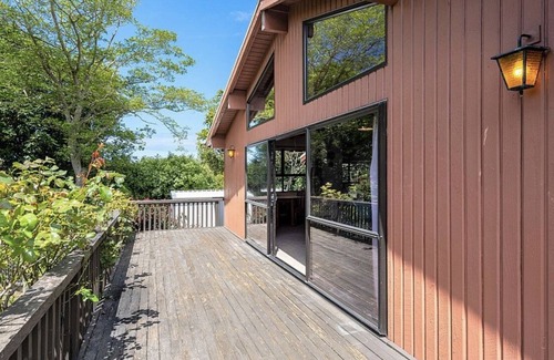 Waikouaiti House | Beach House Family Getaway n2min walk to beach nWarm sunny home unwind & relax