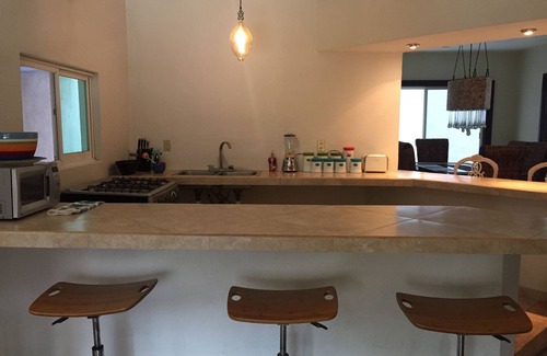 Manzanillo House | Beach house in Manzanillo with swimming pool and tennis court with a/c