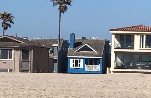 Silver Strand House | Beach House located in quiet community.