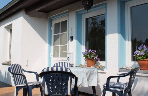 Wohlenberg House | Beach house on the Wiek in beach location