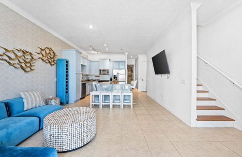 Long Beach House | Beach House - Sea La Vie by PHG