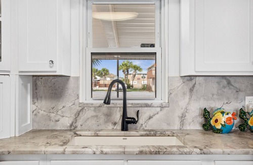 Kiska Beach House | Beach House - Seaside Serendipity by PHG