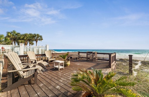Kiska Beach House | Beach House - Seaside Serendipity by PHG
