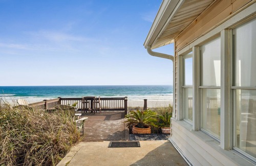Kiska Beach House | Beach House - Seaside Serendipity by PHG