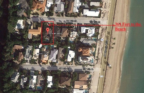 Birch Park Finger Streets House | BEACH HOUSE, Steps to the Beautiful Sand Beaches